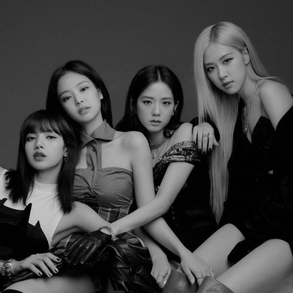 К поп группа Блэк Пинк