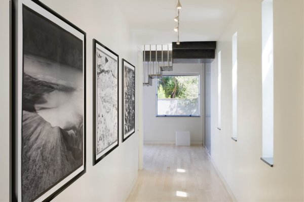 Картина в прихожую