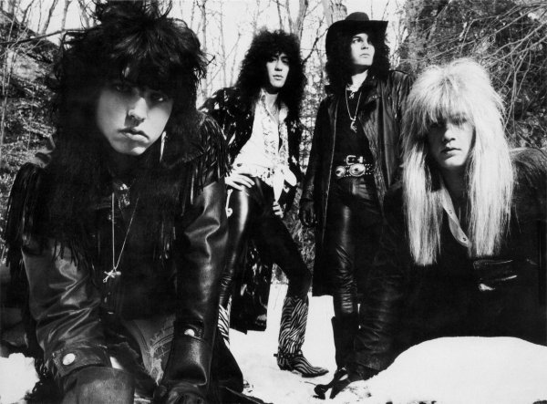 Группа Cinderella long Cold Winter