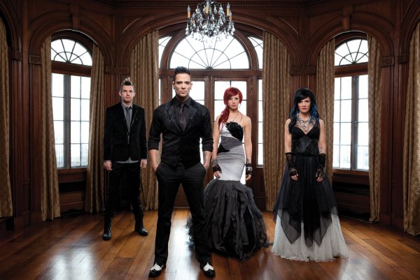 Группа Skillet