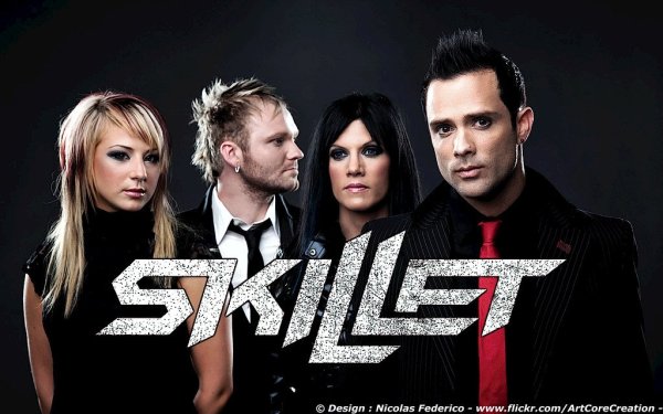 Участники группы Skillet