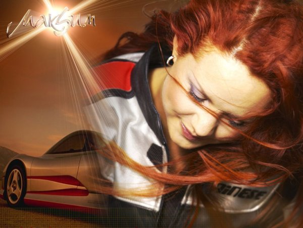 Максим певица надпись