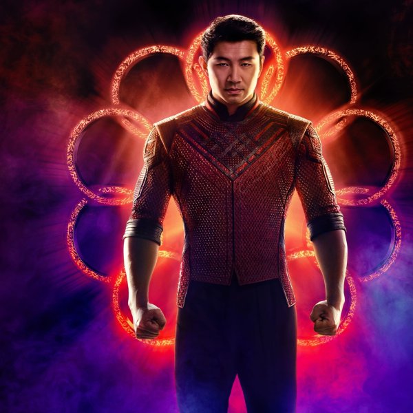 Шан-чи и Легенда десяти колец фильм 2021 Постер