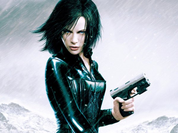 Кейт Бекинсейл другой мир Эволюция