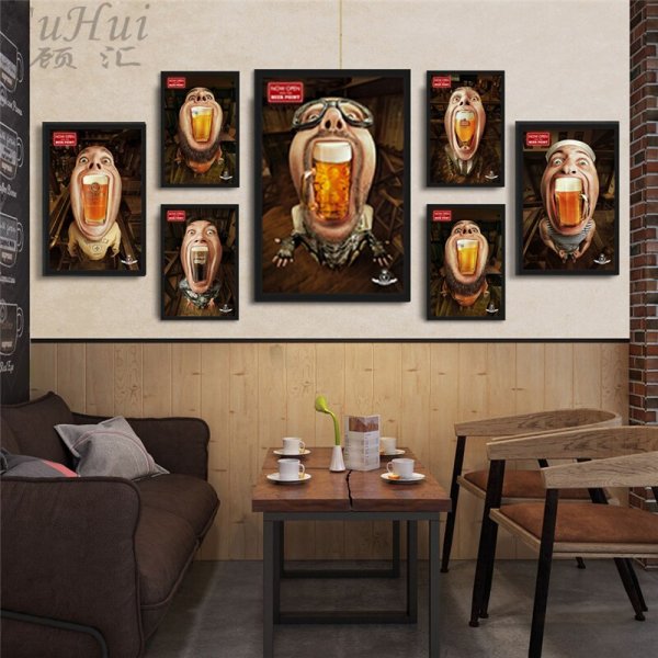 Постеры в интерьере кафе