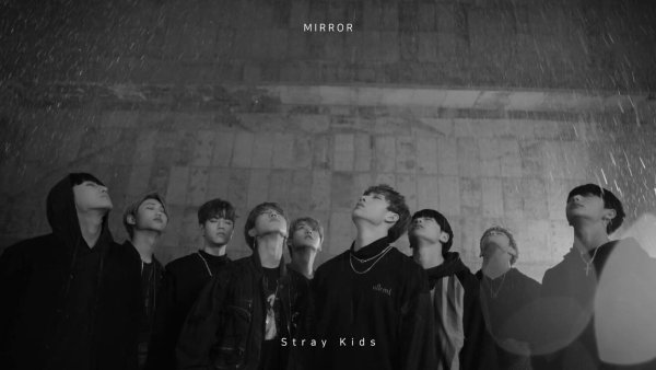 Stray Kids Эстетика черный