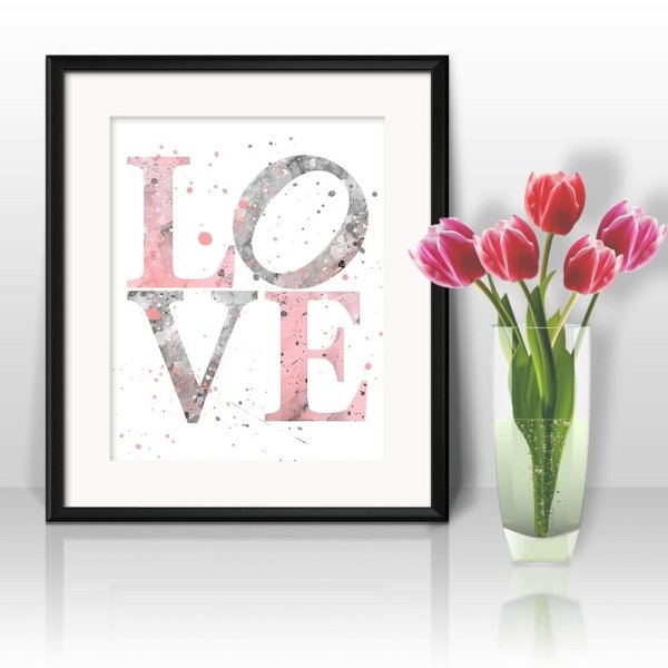 Постер с надписью Love