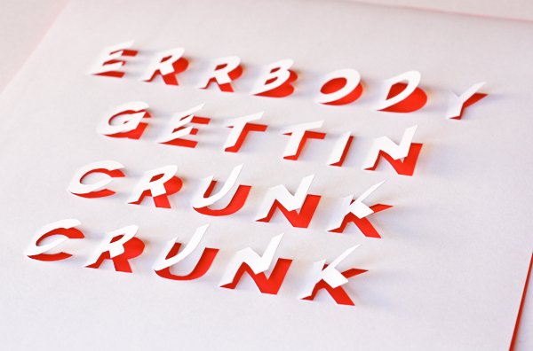 Оригинальное панно из бумаги