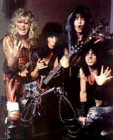 Группа Wasp плакаты