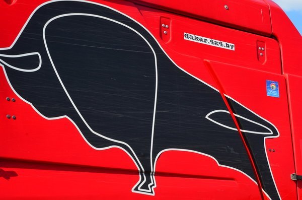 Наклейка на лобовое стекло МАЗ 6501