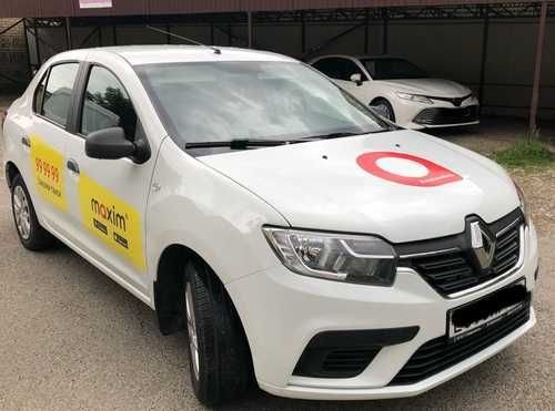 Наклейки на заднее стекло такси