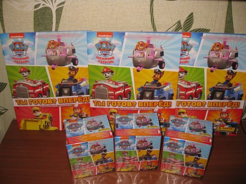 Panini наклейки Щенячий патруль