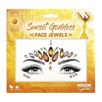 Макияж со стразами на лице