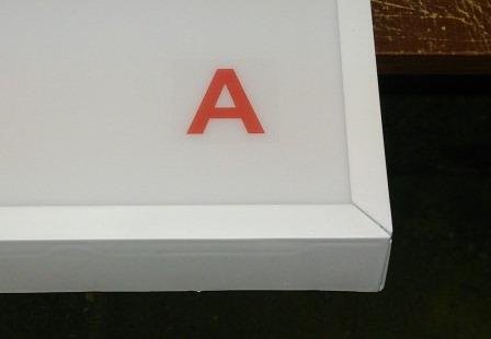 Буква а на аварийных светильниках