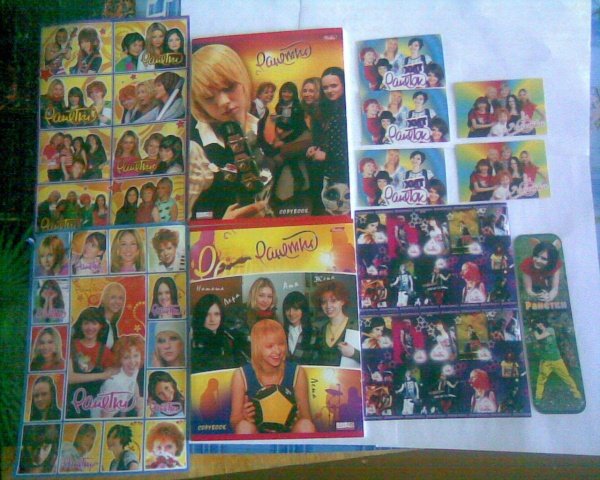 Коллекция наклеек Ранетки