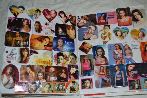 Наклейки с зачарованными