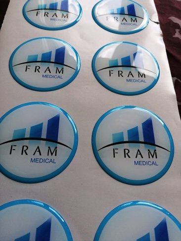 Наклейки с полимерной смолой