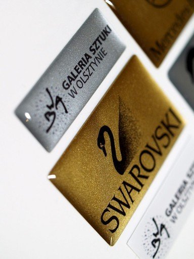 Наклейки из смолы