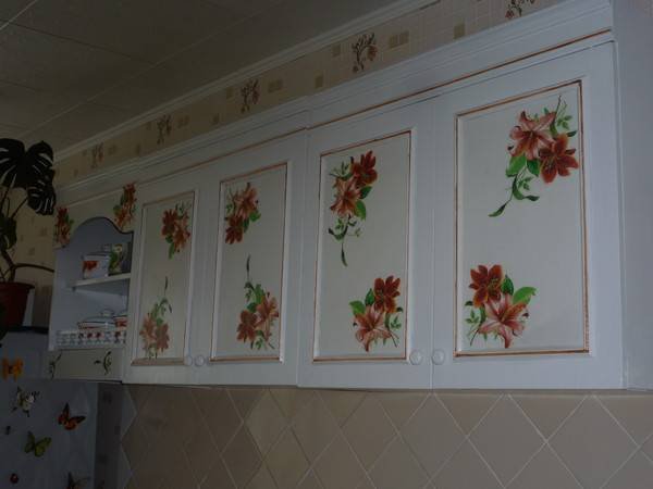 Кухонный гарнитур декупаж