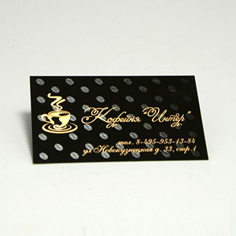 УФ лак на черном