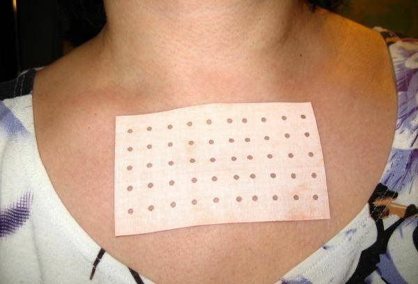 Перцовый пластырь на грудную клетку