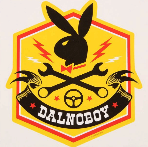 Наклейка Play Dalnoboy