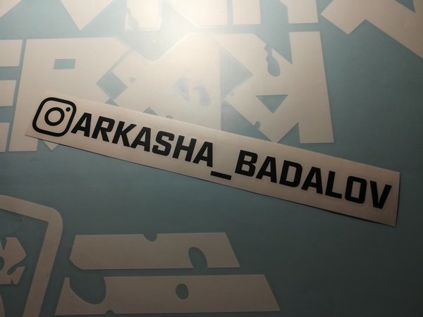 Наклейка Инстаграм на авт