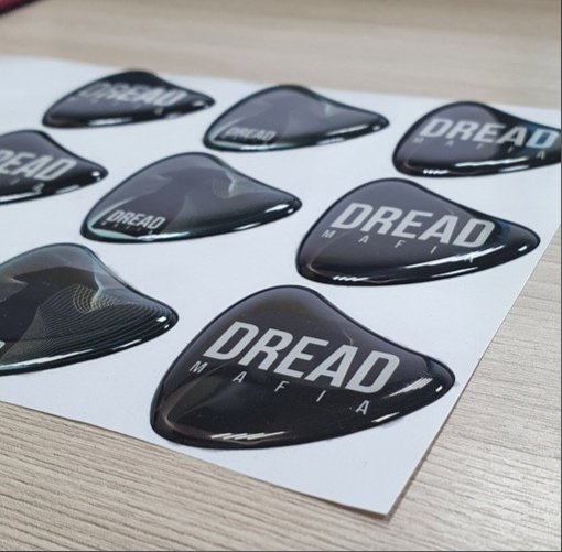 Объемный заливной шильд