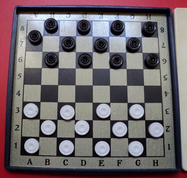 Шашки эмблема