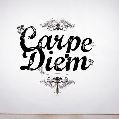 Красивая надпись Карпе Дием