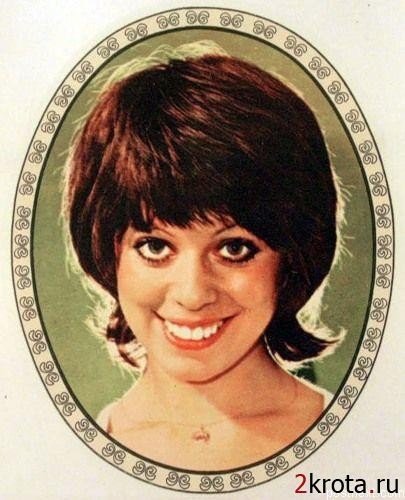 Старые наклейки с девушками