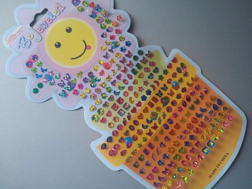 Сережки пластиковые