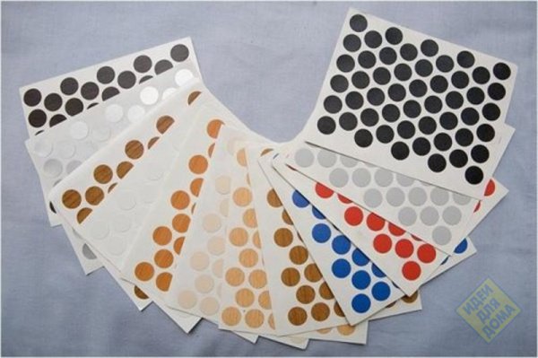 Заглушки самоклеющиеся