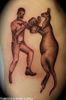 Кенгуру боксирует