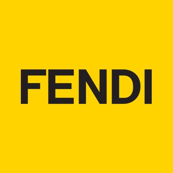 Fendi надпись
