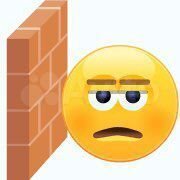 Стена из кирпича