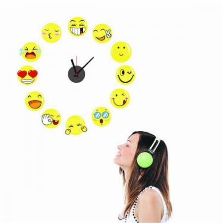 Часы стикер