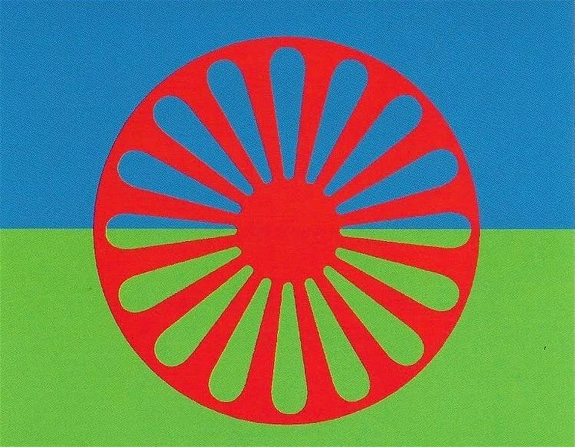 цыганский флаг фото
