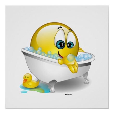 Смайлик купается