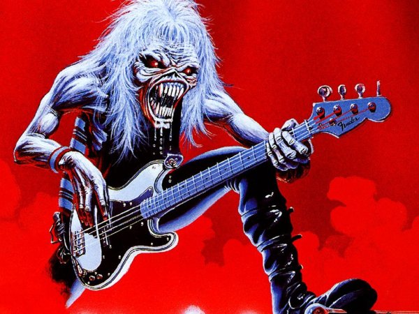 Iron Maiden Эдди с гитарой