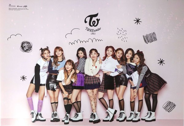 Плакаты группы twice
