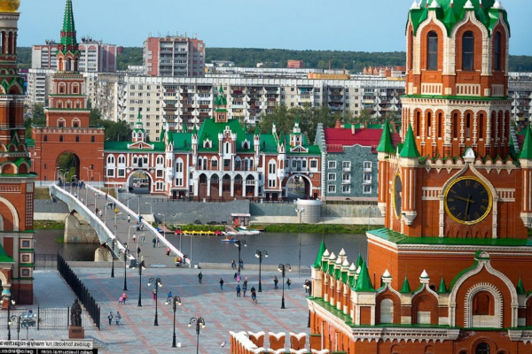 Памятники Йошкар-Олы Биг Бен