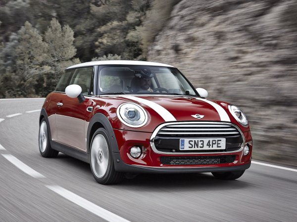 Mini Cooper car advertisement