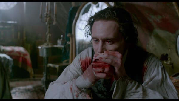 Багровый пик обои