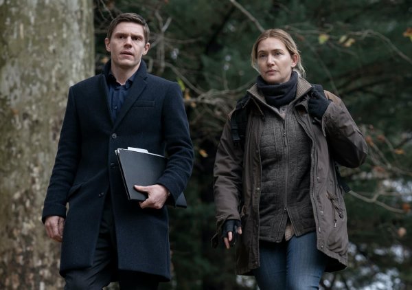 Мейр и Исттауна 2021 сериал