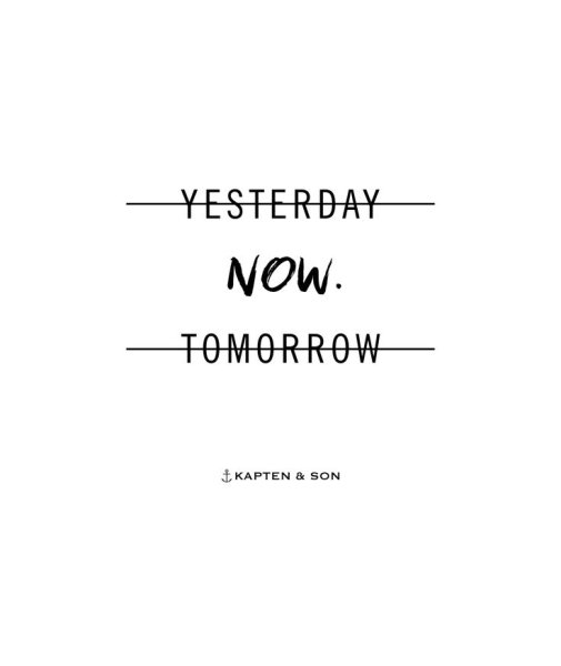Yesterday Now tomorrow футболка