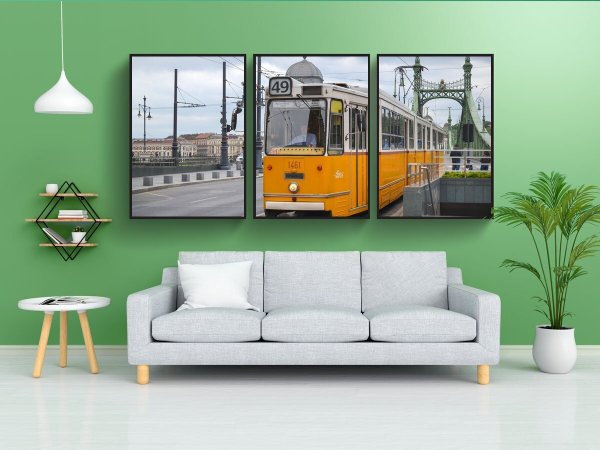 Реклама в трамвае плакат