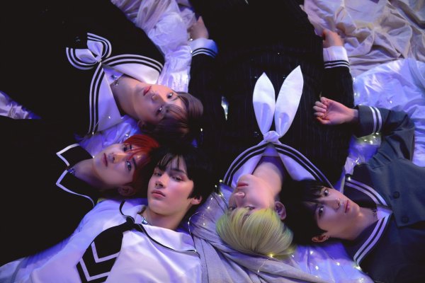 Tomorrow x together Енджун