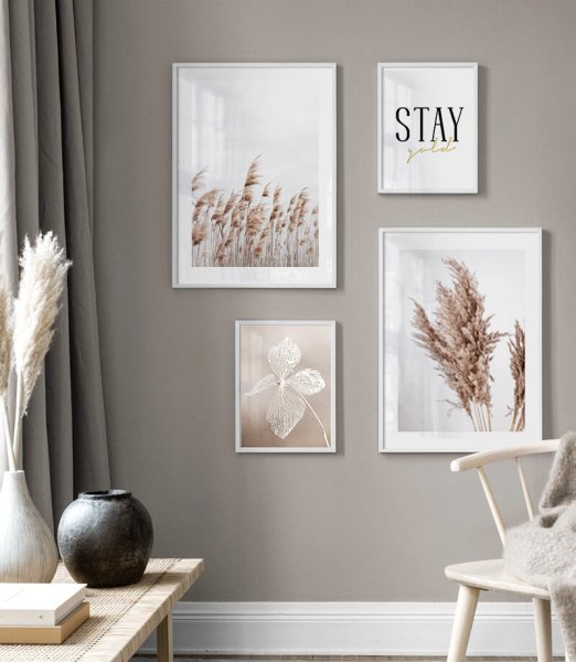 Постеры в бежевом цвете