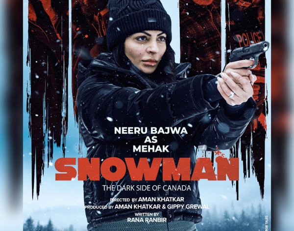 Новогодний Снеговик